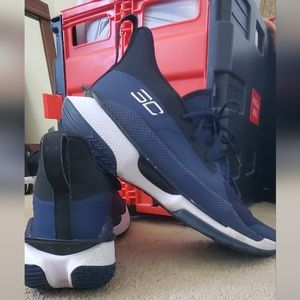 Under armour Curry HOVR Micro